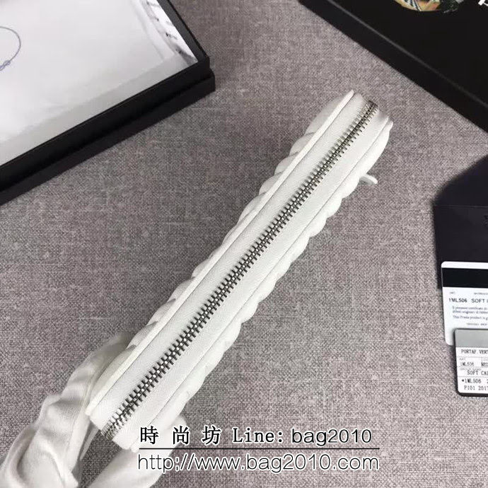 PRADA普拉達 專櫃最新款 頂級原單納帕牛皮 女士單拉鏈錢包 1ML506 DD1717